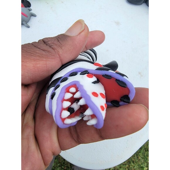 Flexi Sand Worm 3d printed - Picture 5 of 6